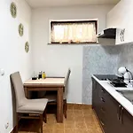 Old Town Malac Appartement *